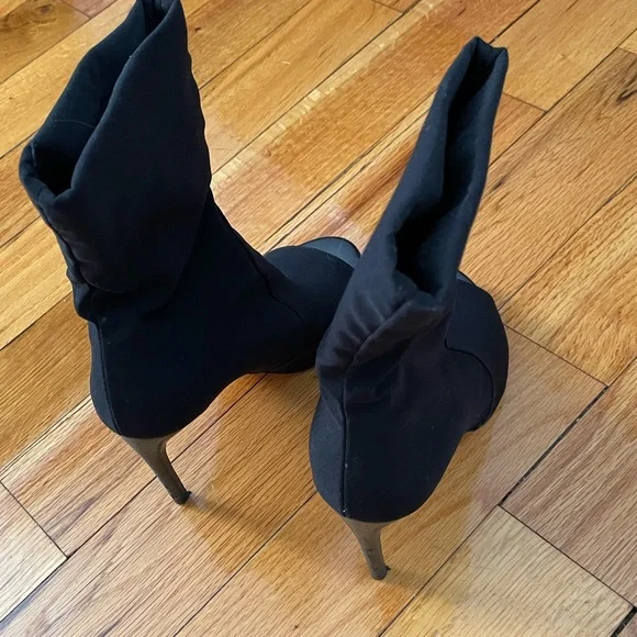 Stuart Whitman open toe booties 6.5 - Picture 5 of 5